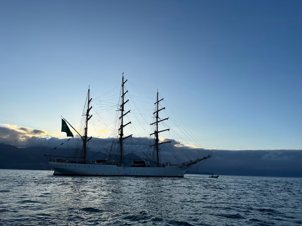 Veleiros na Semana Internacional de Vela de Ilhabela, regata tradicional da ilha