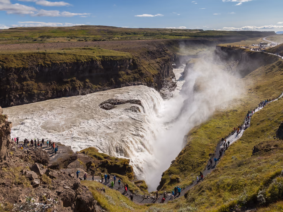Cachoeira Gullfoss, parte do Círculo Dourado, na Islândia